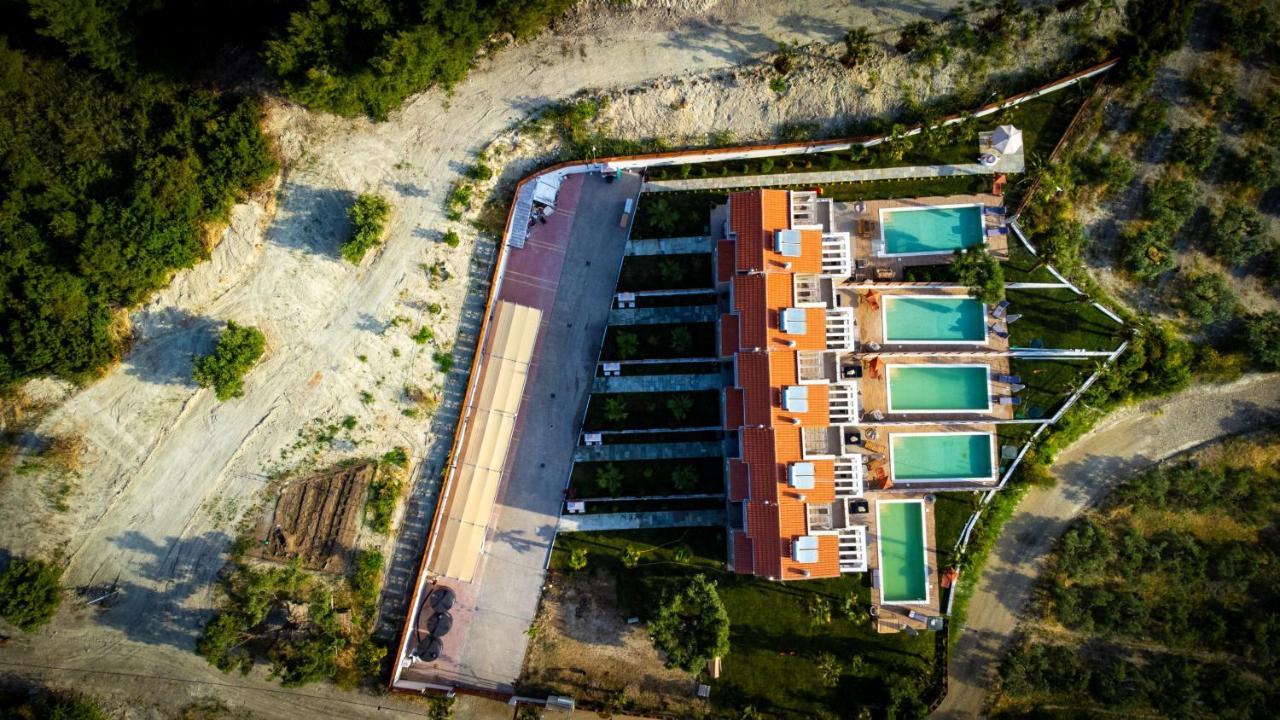 Pefkohori Golden Mountain Beach Villas Buitenkant foto