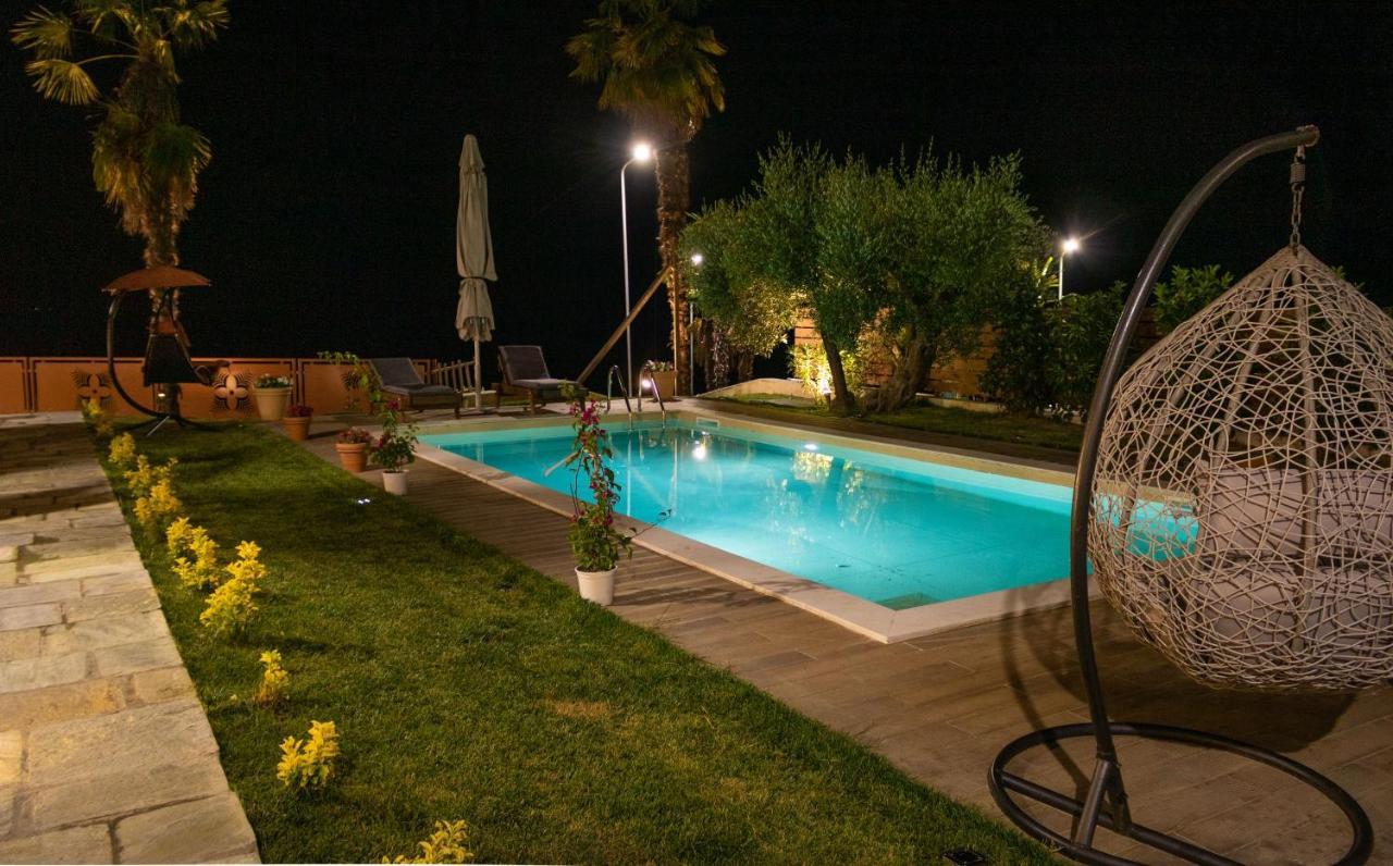 Pefkohori Golden Mountain Beach Villas Buitenkant foto